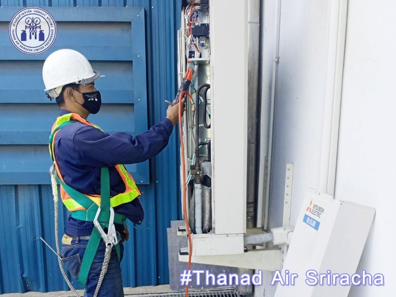 ตรวจเช็คตู้คอนโทรลระบบความเย็น